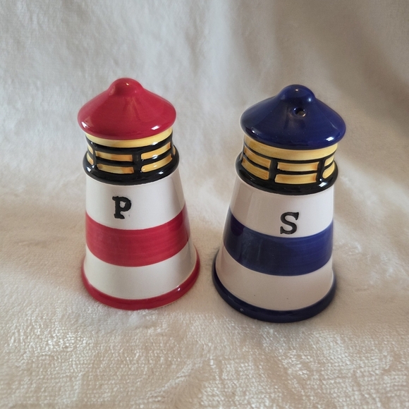 Source Unknown Other - Lighthouse Salt And Pepper Shakers